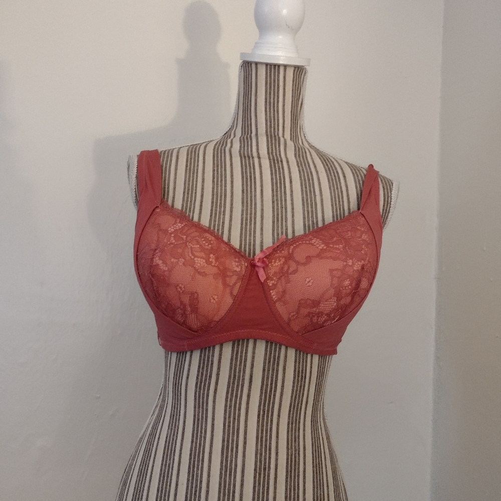 Paramour Coral Underwire Full Coverage Push Up Bra Size 38D NWOT
